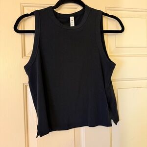 Black lululemon muscle tank size 4
